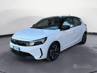 Usata Opel Corsa 101 CV (74 kW) 2025 Nero Utilitaria