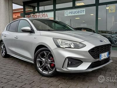 Usata Ford Focus ST-Line 155 CV (114 kW) 2021 Grigio Berlina