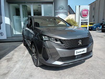 Usata Peugeot 3008 Allure 131 CV (96 kW) 2023 Marrone SUV