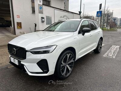 Usata Volvo XC60 R-Design 253 CV (186 kW) 2022 Bianco ghiacciaio SUV
