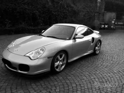 Usata Porsche 996 Turbo 420 CV (308 kW) 2001 Grigio Coupé