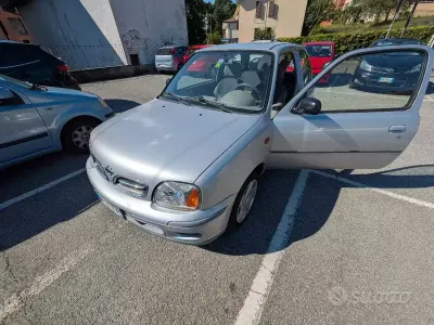 Usata Nissan Micra 2000 Grigio Utilitaria