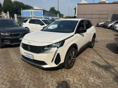 Usata Peugeot 3008 Allure 181 CV (133 kW) 2022 Bianco SUV