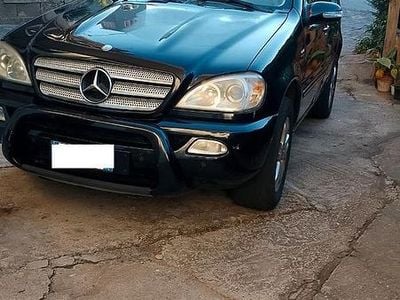 Usata Mercedes ML270 163 CV (119 kW) 2004 Blu SUV