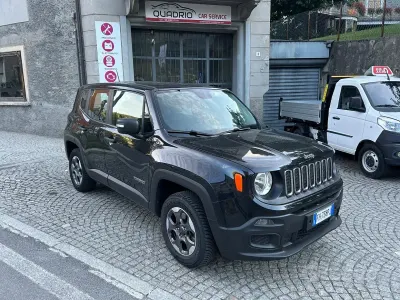 Usata Jeep Renegade Sport 120 CV (88 kW) 2017 Nero SUV