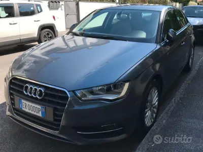 Usata Audi A3 Ambiente 105 CV (77 kW) 2013 Grigio Berlina