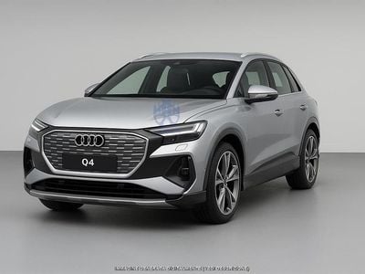 Usata Audi Q4 e-tron S-Line 210 kW (286 CV) 2025 Argento SUV