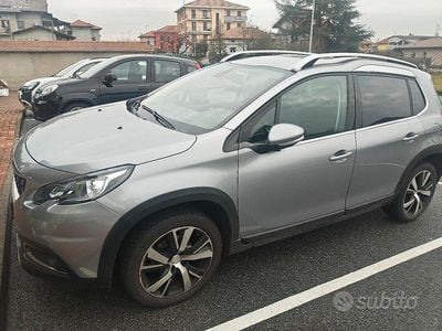 Usata Peugeot 2008 Allure 75 CV (55 kW) 2019 Grigio SUV