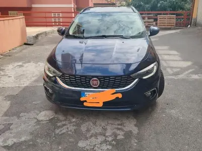 Usata Fiat Tipo 120 CV (88 kW) 2016 Bluazzurro Station wagon