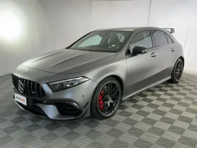 Käytetty Mercedes A45 AMG AMG 421 HP (309 kW) 2023 Harmaa Sedan