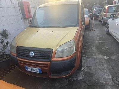 Käytetty Fiat Doblò Active 105 HP (77 kW) 2006 Oranssi Tila-auto