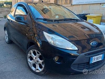 Usata Ford Ka 69 CV (50 kW) 2010 Nero Utilitaria