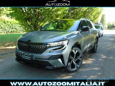 Usata Renault Austral Iconic Esprit Alpine 200 CV (147 kW) 2023 Nero SUV