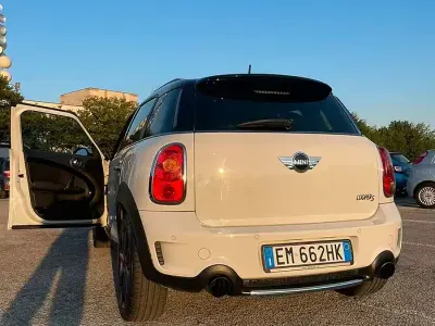 Usata Mini Countryman 184 CV (135 kW) 2012 Bianco SUV