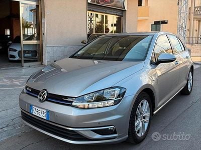 Usata VW Golf VIII Executive 130 CV (95 kW) 2020 Grigio Berlina