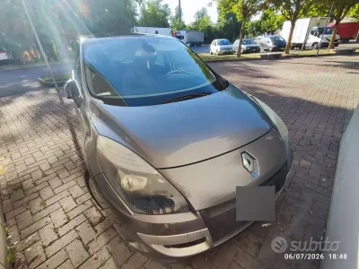 Usata Renault Scénic III 130 CV (95 kW) 2010 Monovolume