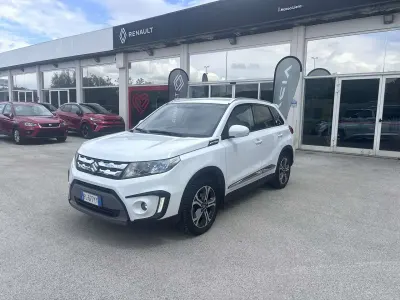 Usata Suzuki Vitara Exclusive 120 CV (88 kW) 2017 Bianco SUV