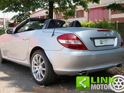 Begagnad Mercedes SLK280 231 HK (169 kW) 2005 Grå Cab