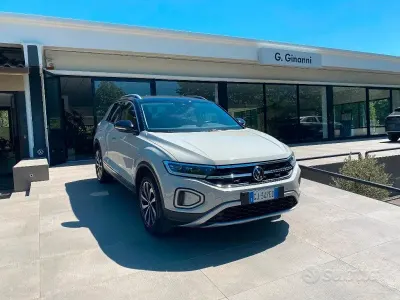 Occasion VW T-Roc Style 116 PK (85 kW) 2022 Zwart SUV