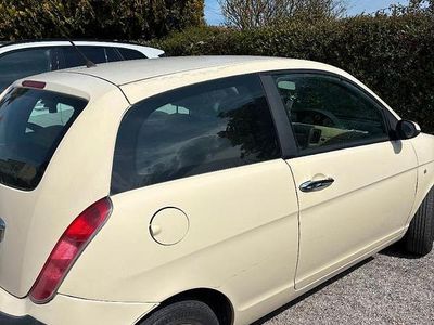 Begagnad Lancia Ypsilon 60 HK (44 kW) 2005 Halvkombi