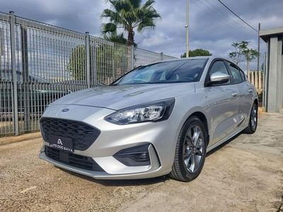 Usata Ford Focus ST-Line 120 CV (88 kW) 2020 Argento Berlina