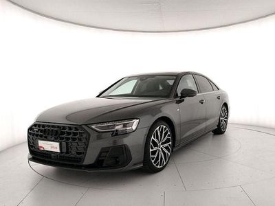 Usata Audi A8 Ambiente 462 CV (339 kW) 2024 Grigio Berlina