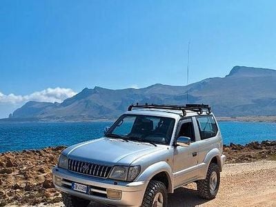 Grigio Usata 2001 Toyota Land Cruiser SUV | 13.000 € (Buon prezzo)