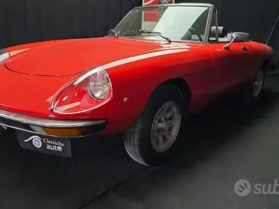 Usata Alfa Romeo Spider Veloce 131 CV (96 kW) 1982 Rosso Cabrio