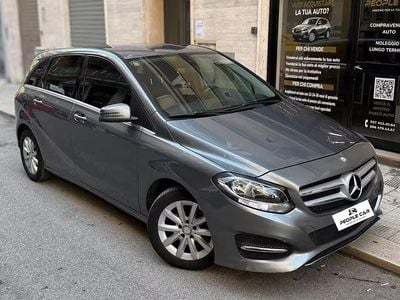 Usata Mercedes B180 Executive 109 CV (80 kW) 2015 Grigio Monovolume
