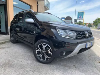Usata Dacia Duster Prestige 101 CV (74 kW) 2020 Nero SUV
