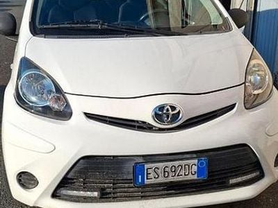 Usata 2013 Toyota Aygo Utilitaria | 6300 € (Buon prezzo)
