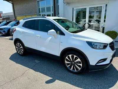 Usata Opel Mokka X 110 CV (80 kW) 2019 Bianco SUV