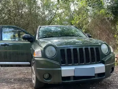 Usata Jeep Compass 140 CV (102 kW) 2008 Verde SUV