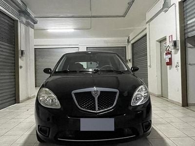 Usata Lancia Ypsilon 77 CV (56 kW) 2009 Nero Utilitaria