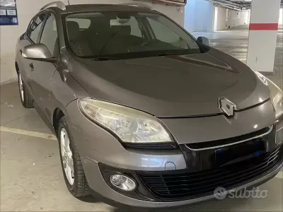 Usata Renault Mégane GrandTour GT 110 CV (80 kW) 2013 Grigio Station wagon