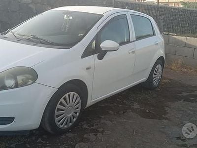 Usata Fiat Punto 54 CV (39 kW) 2007 Bianco Utilitaria