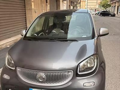 Begagnad Smart ForFour 2015 Grå Halvkombi
