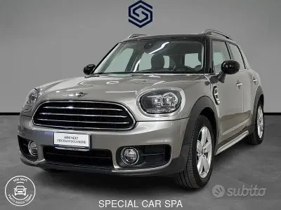 Usata Mini Cooper D Countryman Business 150 CV (110 kW) 2019 Grigio SUV