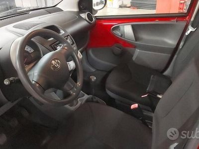 usata Toyota Aygo 1.0 Neopatentati