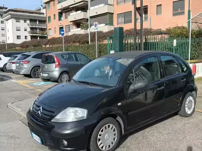 Usata Citroën C3 Elegance 60 CV (44 kW) 2006 Nero Berlina