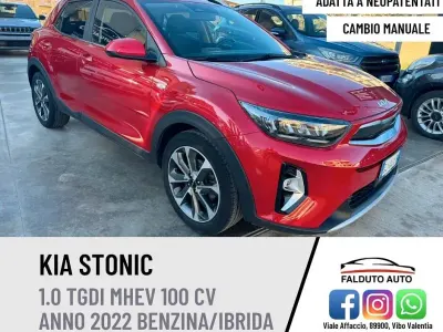Second-hand Kia Stonic Style 100 CP (73 kW) 2022 Roșu SUV