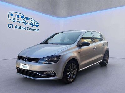 Usata VW Polo 90 CV (66 kW) 2015 Argento Berlina
