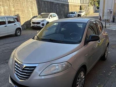 Usata Lancia Ypsilon Silver 69 CV (50 kW) 2014 Bronzo Utilitaria
