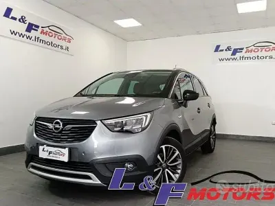 Usata Opel Crossland X 99 CV (72 kW) 2017 Grigio SUV