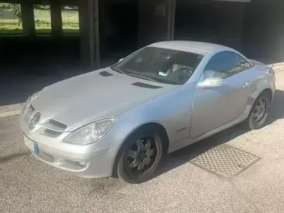 Usata Mercedes SLK200 192 CV (141 kW) 2006 Grigio Cabrio