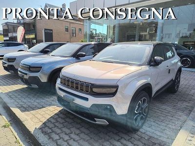 Nuova Jeep Avenger Summit 110 CV (80 kW) 2026 Granite crystal tetto nero SUV