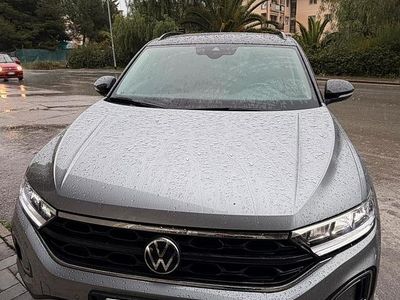 Usata VW T-Roc Life 150 CV (110 kW) 2024 Grigio SUV