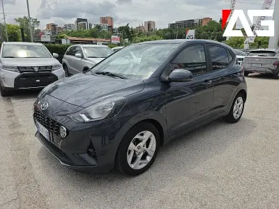 Usata Hyundai i10 67 CV (49 kW) 2022 Blu/azzurro Utilitaria
