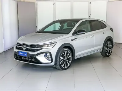 Usata VW Taigo R-line 150 CV (110 kW) 2023 Reflex silver metallizzato ner SUV