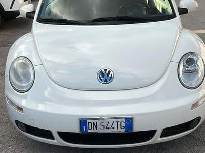 usata VW Beetle New1.6 Cabrio